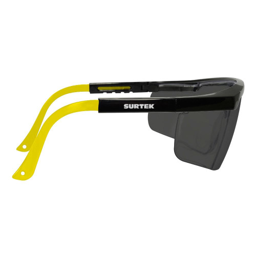 137684 LENTES DE SEGURIDAD MODELO AJUSTABLES, OSCUROS SURTEK