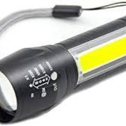 QRSL01514 LAMPARA TACTICA RECARGABLE LED 2000 CON CABLE USB NEGRO/BLANCO NACIONAL