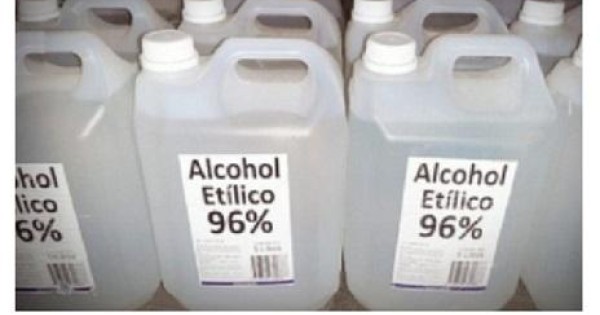 Alcohol etílico extra neutro 96% / Garrafa por 20 litros